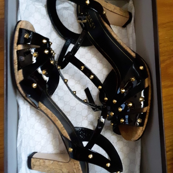 Gucci Studded Patent Leather Heels - Picture 6 of 8